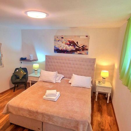 Apartments Ante Хвар Экстерьер фото