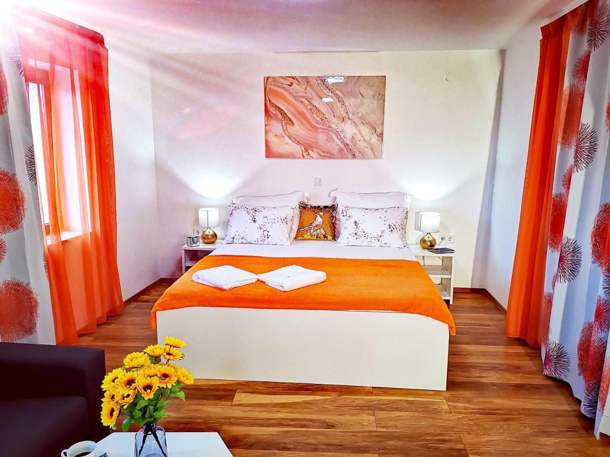 Apartments Ante Хвар Экстерьер фото